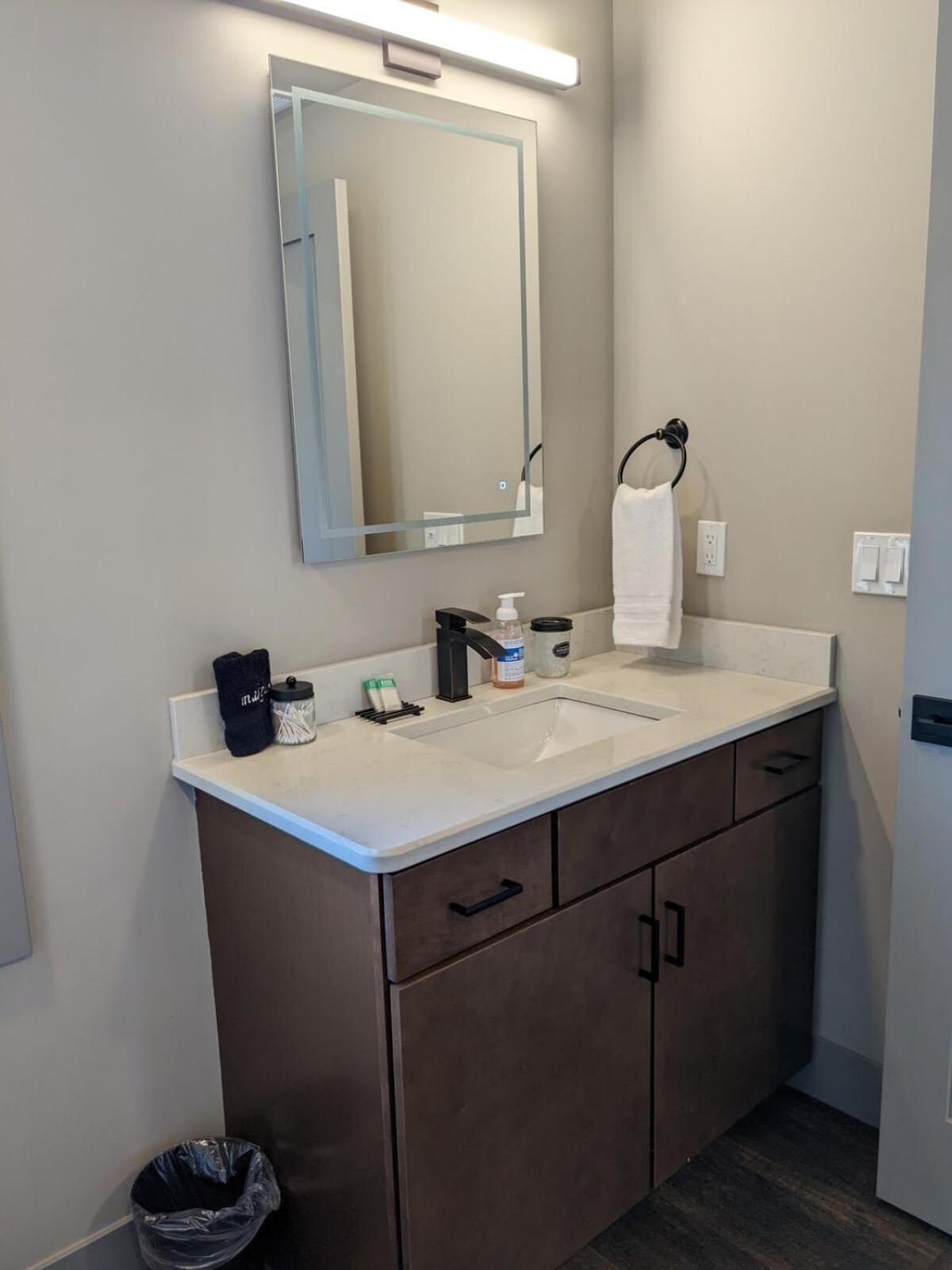Modern Condo 210 Just Blocks From Lake Michigan Traverse City Exterior foto
