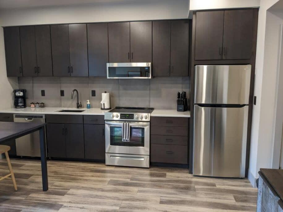 Modern Condo 210 Just Blocks From Lake Michigan Traverse City Exterior foto