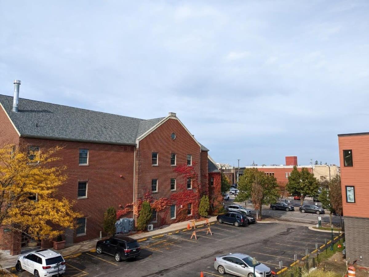 Modern Condo 210 Just Blocks From Lake Michigan Traverse City Exterior foto